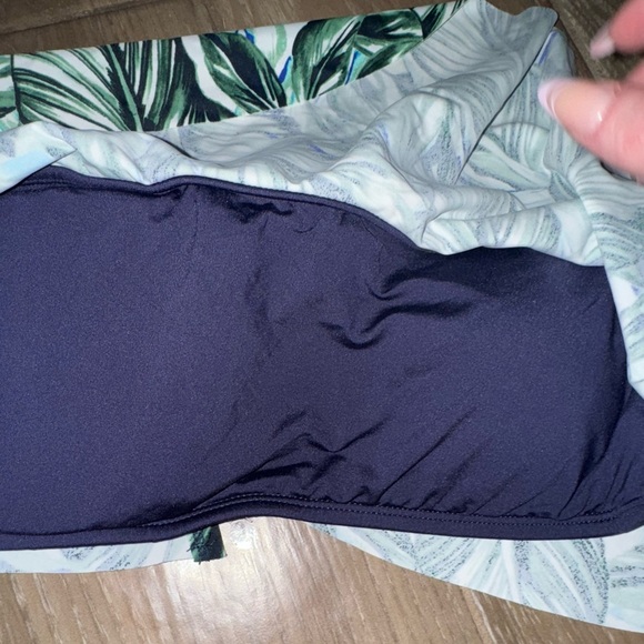 A n.a green tropical leaf bandeau flounce bikini top with removable strap XL NWT - Picture 7 of 13